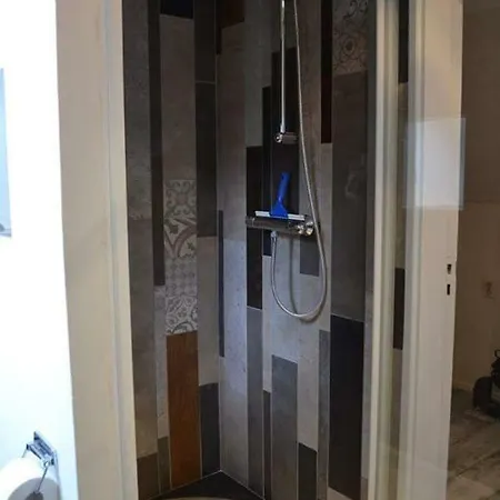 Op 't Ginderdoor לינה וארוחת בוקר